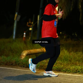 Runner Photo 8408287
