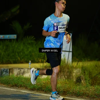 Runner Photo 8408299
