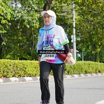 Runner Photo 8408301