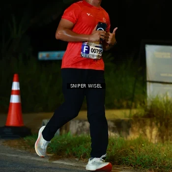 Runner Photo 8408303