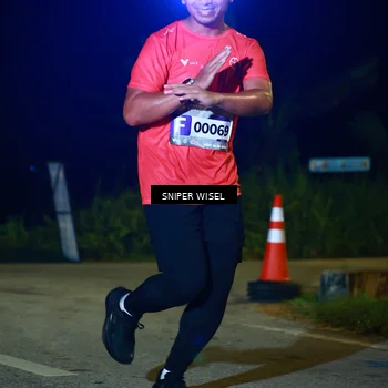 Runner Photo 8408313