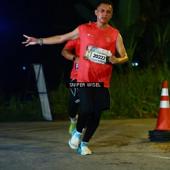 Runner Photo 8408319