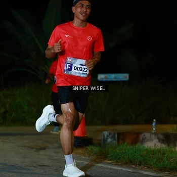 Runner Photo 8408335