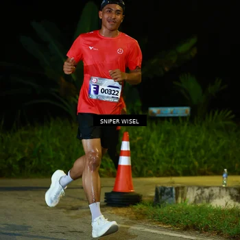 Runner Photo 8408337