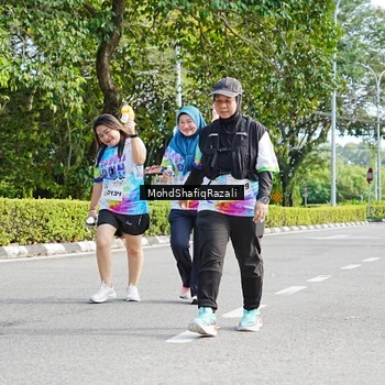 Runner Photo 8408344