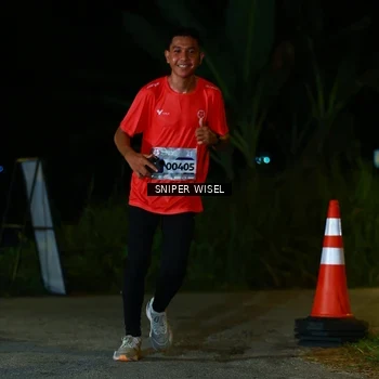 Runner Photo 8408358
