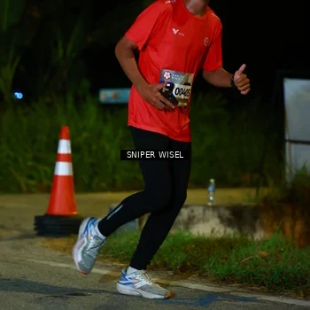 Runner Photo 8408370