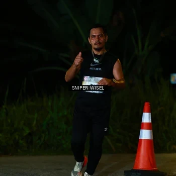 Runner Photo 8408371