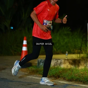 Runner Photo 8408374