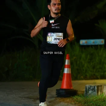 Runner Photo 8408375
