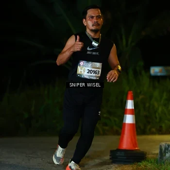 Runner Photo 8408378