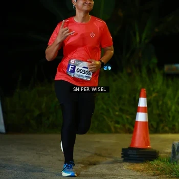 Runner Photo 8408393