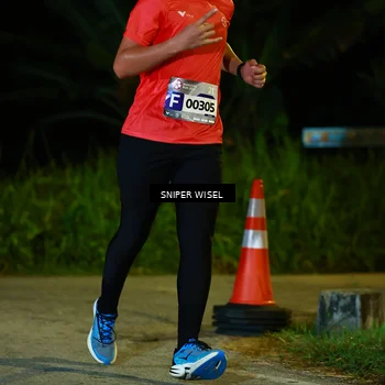 Runner Photo 8408402