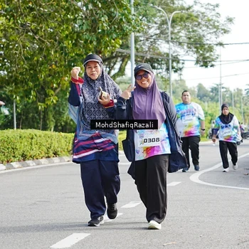 Runner Photo 8408413