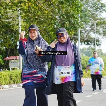 Runner Photo 8408414