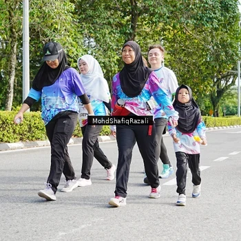Runner Photo 8408418