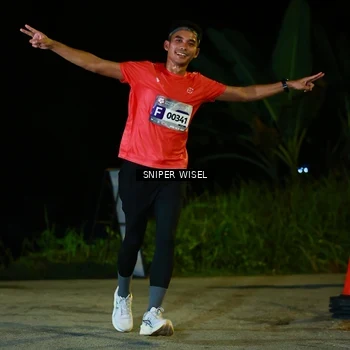Runner Photo 8408426