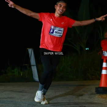 Runner Photo 8408432