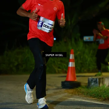 Runner Photo 8408470