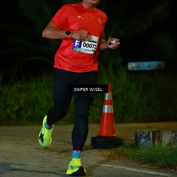 Runner Photo 8408473
