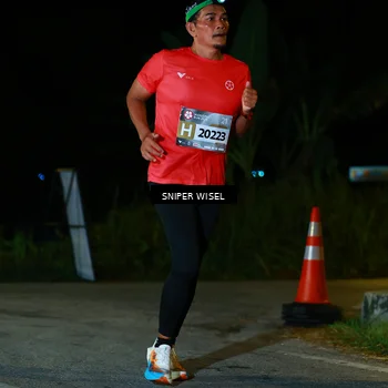 Runner Photo 8408483