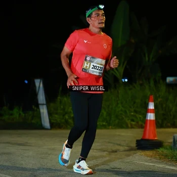Runner Photo 8408487
