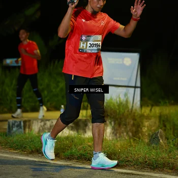 Runner Photo 8408494