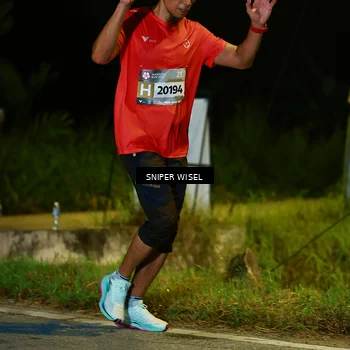 Runner Photo 8408496