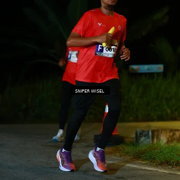 Runner Photo 8408515