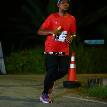Runner Photo 8408517