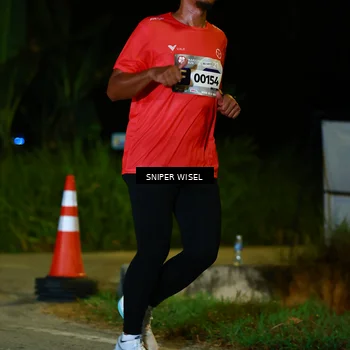Runner Photo 8408524
