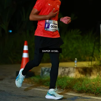 Runner Photo 8408551