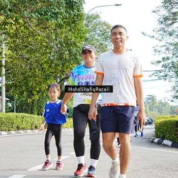 Runner Photo 8408554