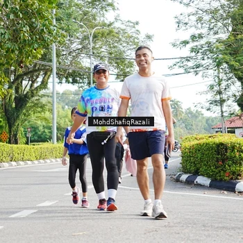 Runner Photo 8408564