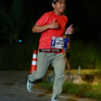 Runner Photo 8408576