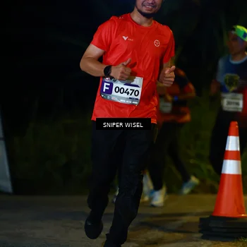 Runner Photo 8408598