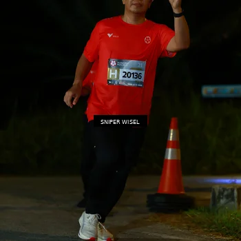 Runner Photo 8408613