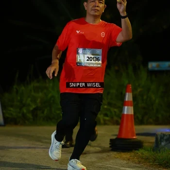 Runner Photo 8408614
