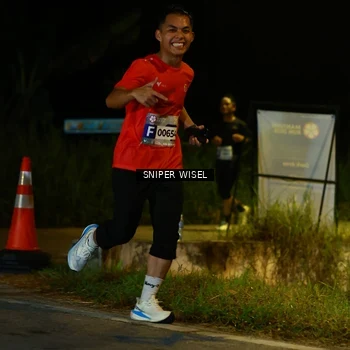 Runner Photo 8408652