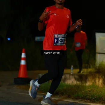 Runner Photo 8408670
