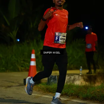 Runner Photo 8408672