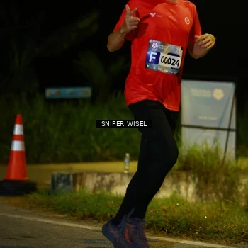 Runner Photo 8408693