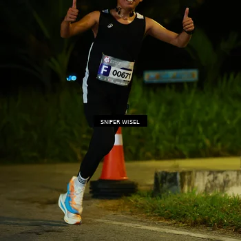 Runner Photo 8408701