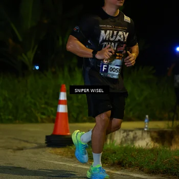 Runner Photo 8408709