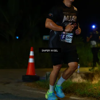 Runner Photo 8408710