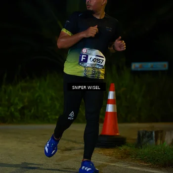 Runner Photo 8408717
