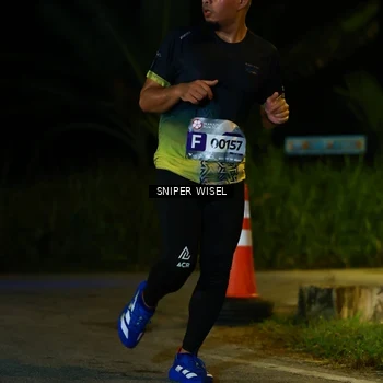 Runner Photo 8408719