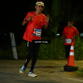 Runner Photo 8408734