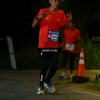 Runner Photo 8408737