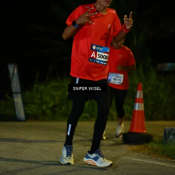 Runner Photo 8408738